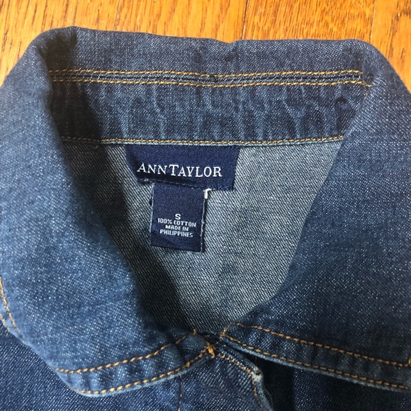 Jean Jacket 🧥 - Picture 2 of 4